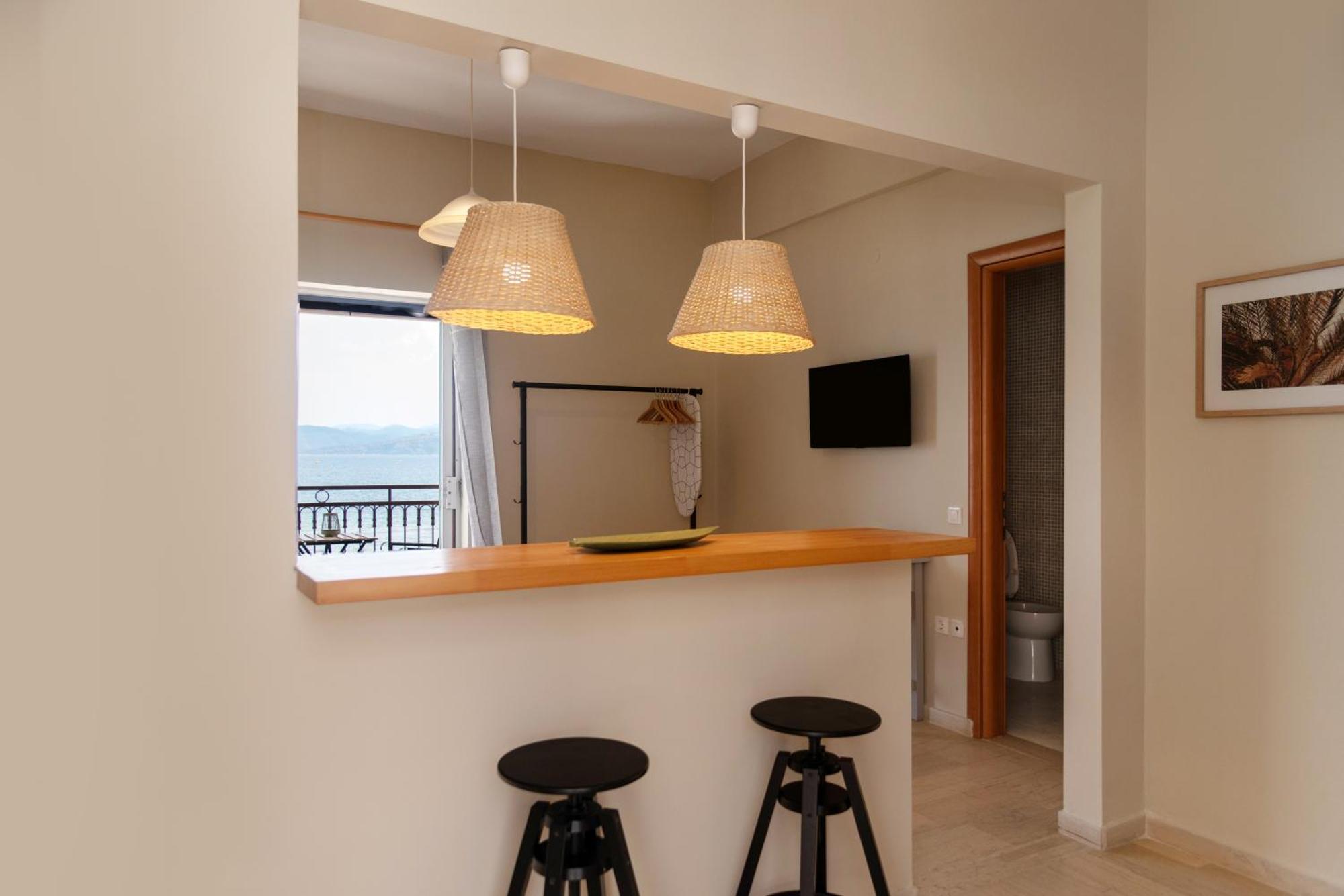 Kamini Apartments Kavos Bagian luar foto