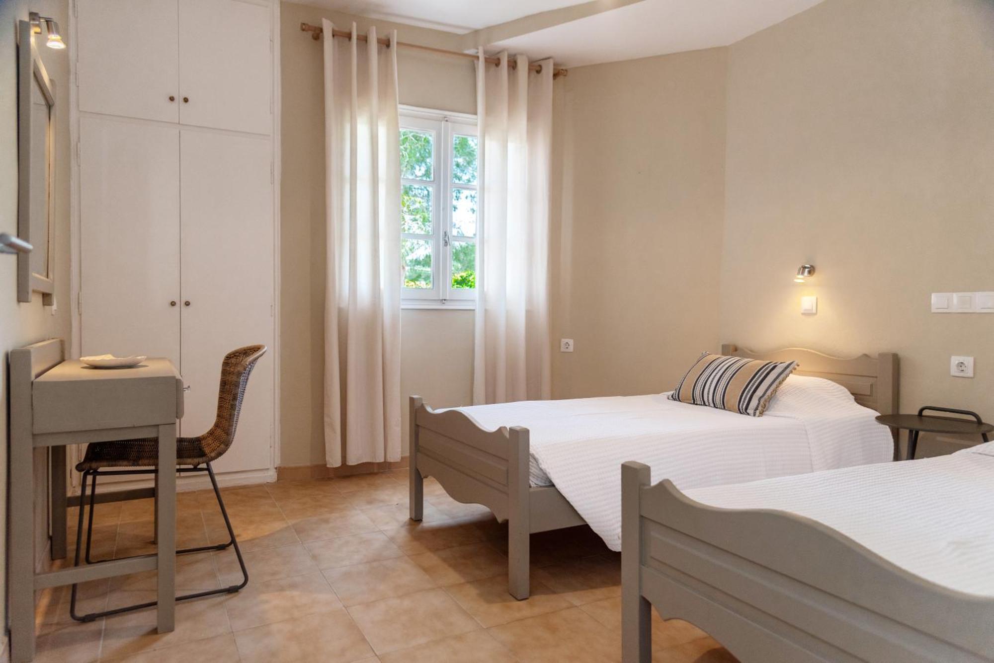 Kamini Apartments Kavos Bagian luar foto