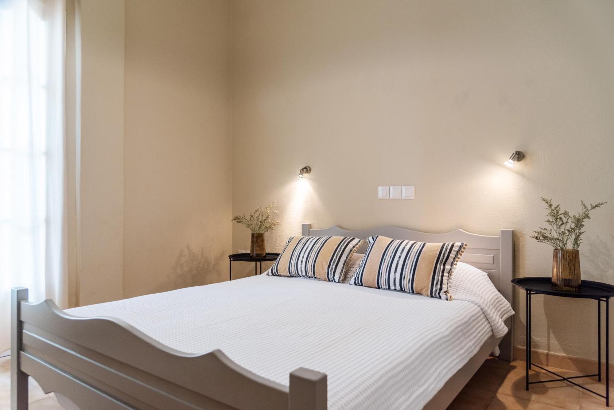 Kamini Apartments Kavos Bagian luar foto